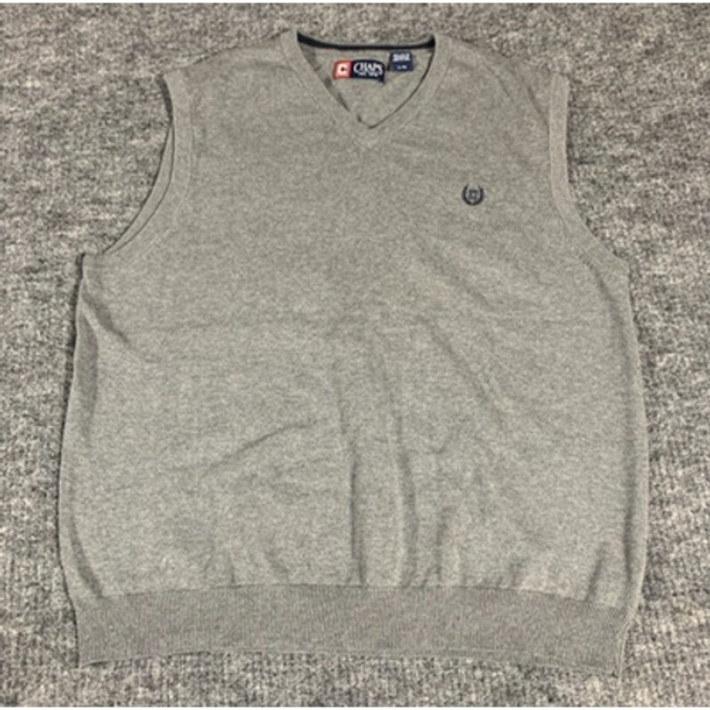 Chaps Sweater Vest Mens L Gray Sleeveless Crest Golf Preppy Luxury Academia